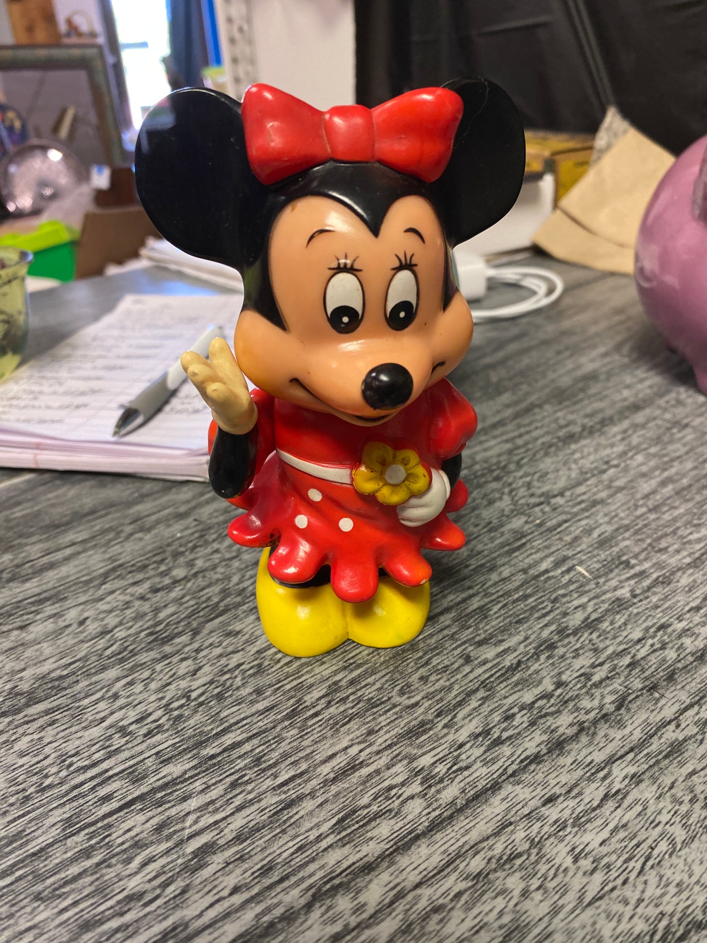 (2088) #282 Minnie Mouse piggy bank