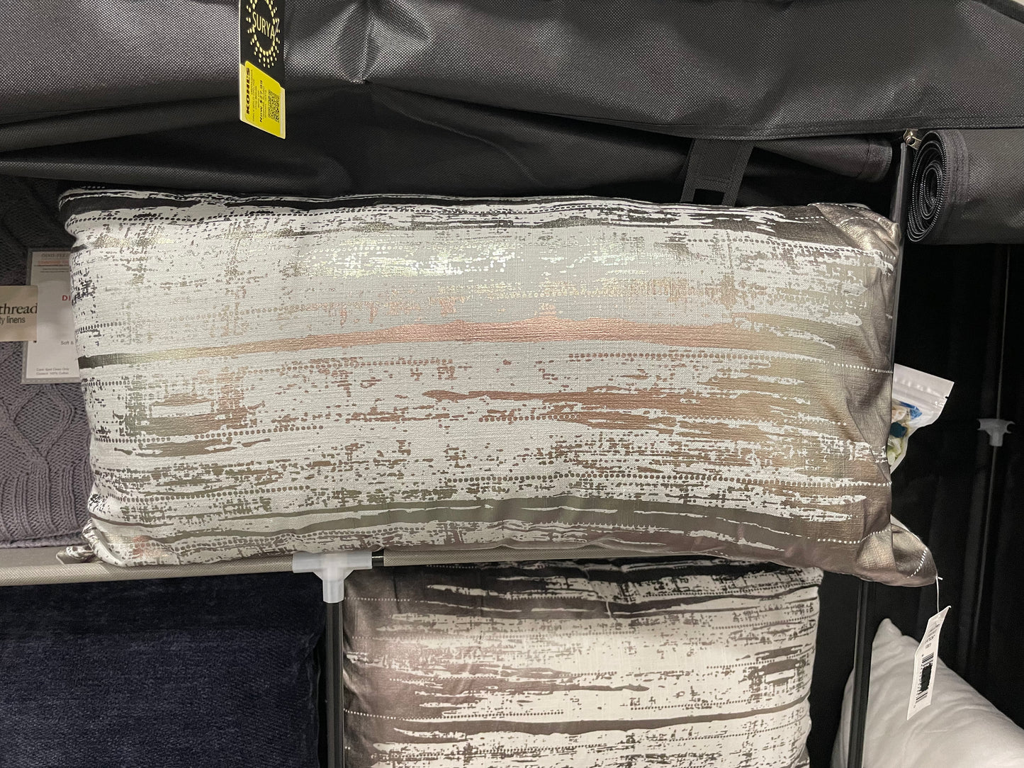 Rizzy home 14”x26” Ava metallic throw pillow (107)