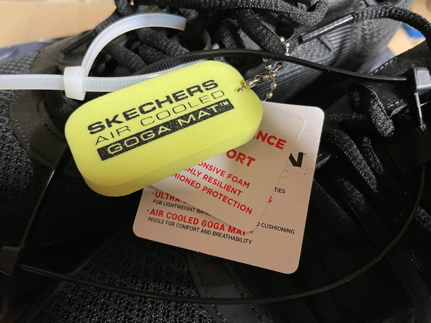 Skechers GoTrain Mens Athletic Shoes