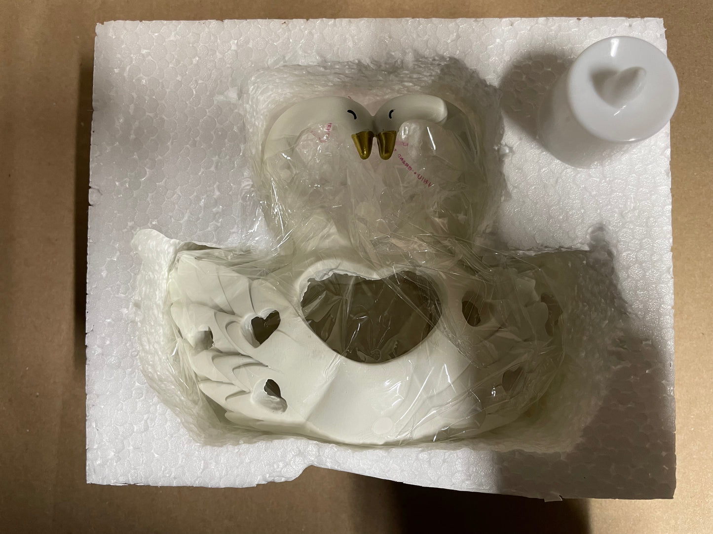 Swan love candle holder with tea light flickering LED candle