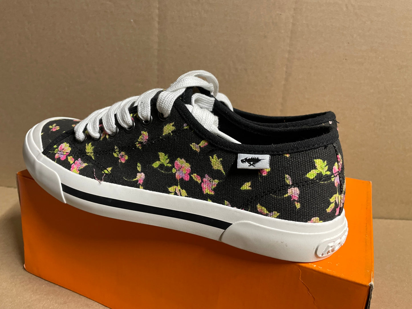 Rocket Dog floral women’s shoes s(086)