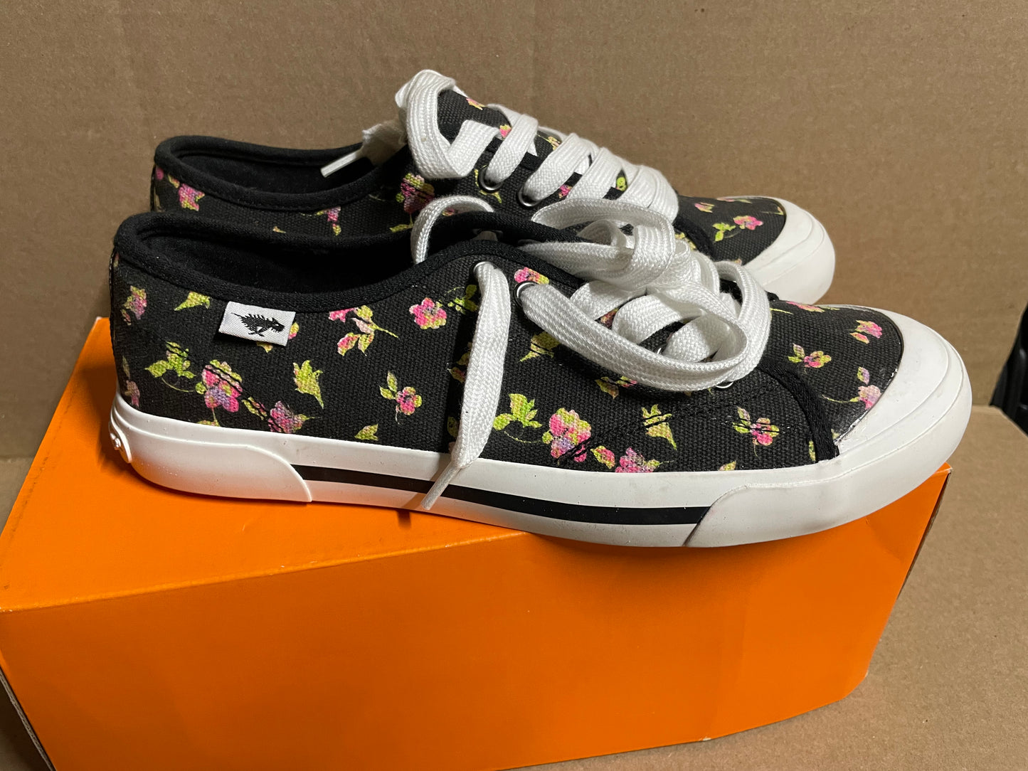 Rocket Dog floral women’s shoes s(086)