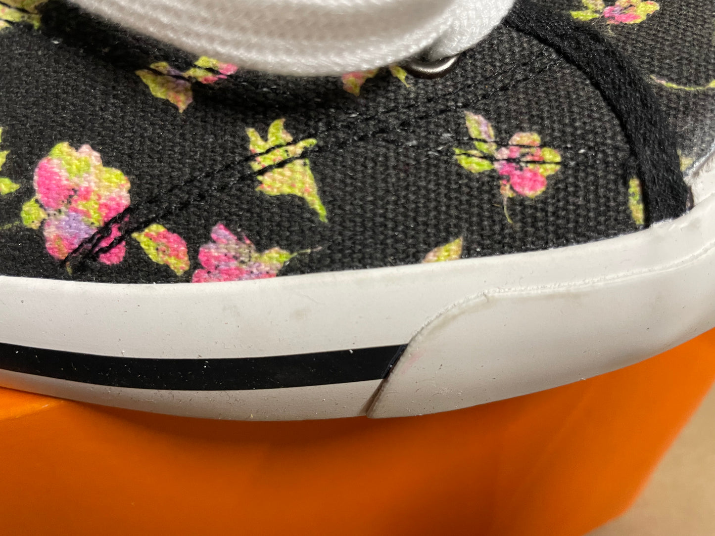 Rocket Dog floral women’s shoes s(086)