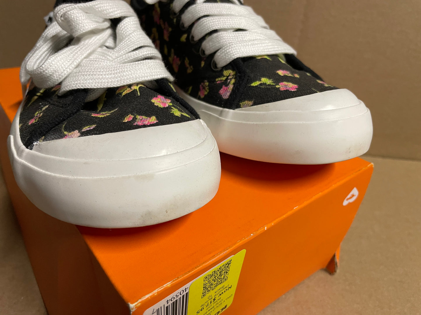 Rocket Dog floral women’s shoes s(086)