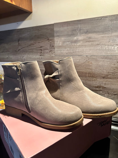 Rachel Shoes-Fae Taupe -011