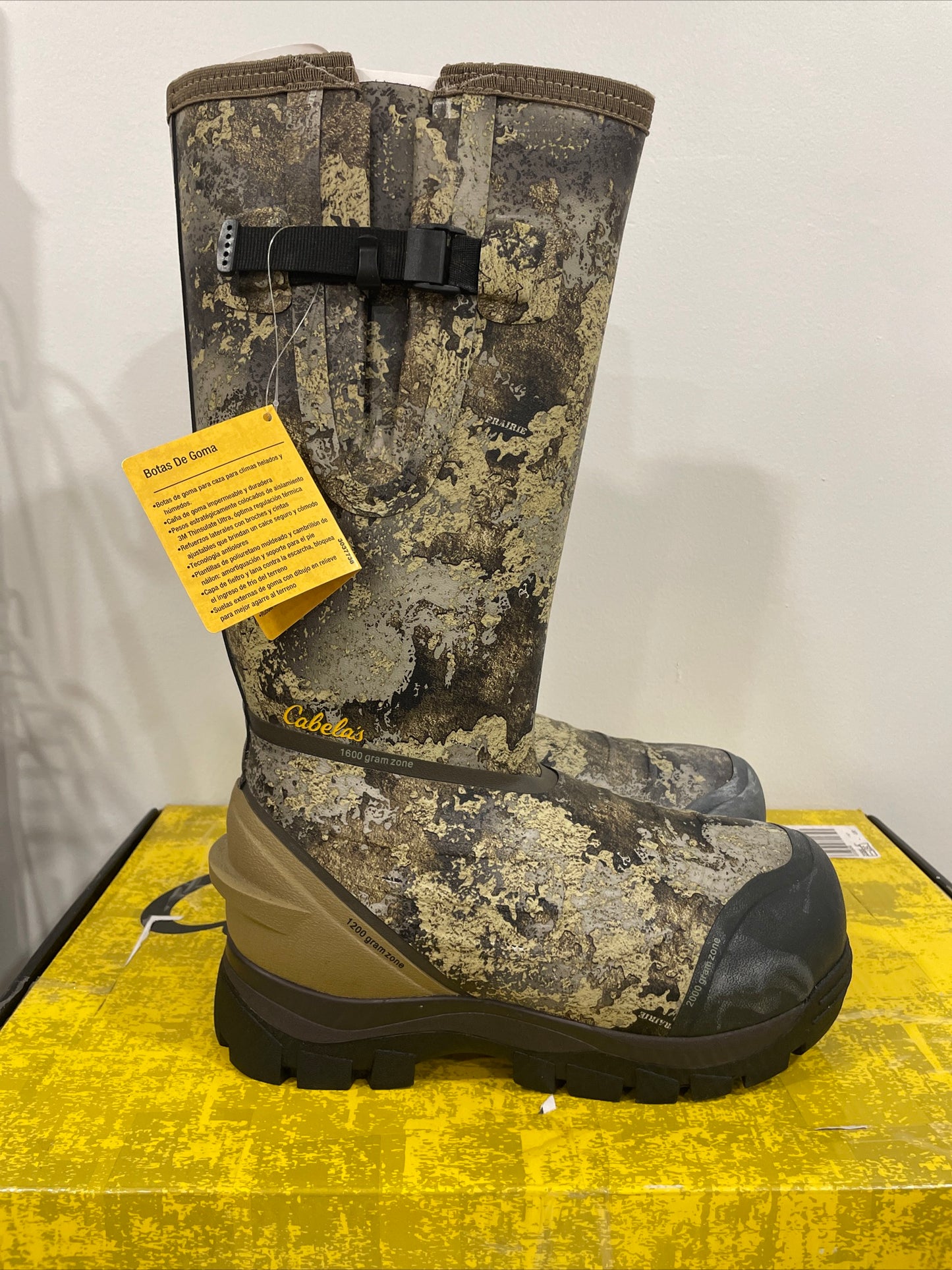 Cabela’s zoned comfort trac 2,000-Gram insulated rubber hunting boots for men (063)